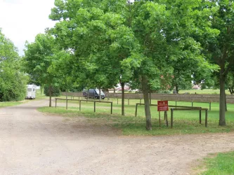 Parkplatz Friedhof Bild 3 (© Urlaubsregion Freinsheim - E. Metzger)